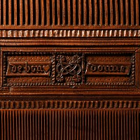 Medieval Decorated 'He who loves from the heart, gives with a good heart' Posy Boxwood Comb