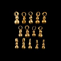 Western Asiatic Gold Necklace Pendant Set