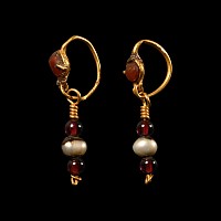 Roman Gold Drop Earrings