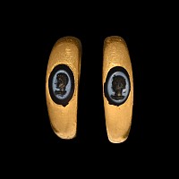 Roman Gold Rings for a Married Couple with Nicolo Bust Gemstones