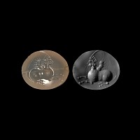 Graeco-Parthian Grey Chalcedony Stamp Seal with Winged Sphinx