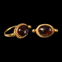 Western Asiatic Garnet-Set Gold Ring