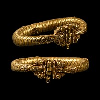 Seljuk Hinged Gold Bracelet