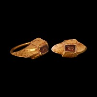 Roman Gold Ring with Bird Gemstone