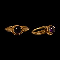 South East Asian Gold Ring with Cabochon