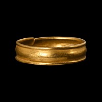 Medieval Banded Gold Ring