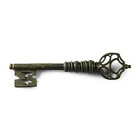 Post Medieval Bronze Key with Decorated Handle