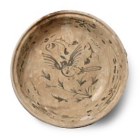 Large Hoi An Shipwreck Glazed Blue and White Bowl with Bird