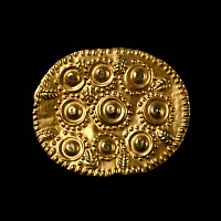 Gold Proto-Celtic Style Shield-Shaped Mount