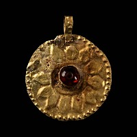 Greek Floral Gold Pendant with Garnet