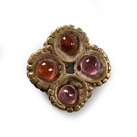 Western Asiatic Gold and Garnet Pendant