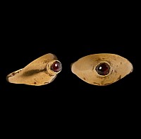 Medieval Gold Ring with Garnet