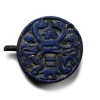 Bactrian Lapis Lazuli Pin Head with Figures