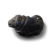 Bactrian Lapis Lazuli Recumbent Bull with Inlaid Eyes
