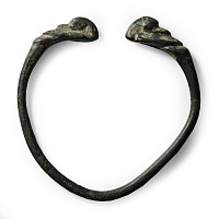 Western Asiatic Dragon-Headed Bronze Bracelet