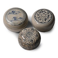 Hoi An Cargo Shipwreck Glazed Blue and White Lidded Box Collection