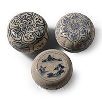 Hoi An Cargo Shipwreck Glazed Blue and White Lidded Box Collection