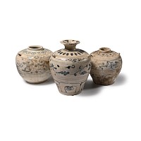 Hoi An Cargo Shipwreck Glazed Blue and White Vase Trio