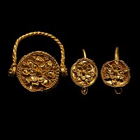 Greek Gold Ring and Earring Set with Rosettes