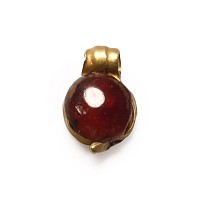 Roman Gold and Garnet Pendant
