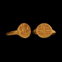 Byzantine Gold Marriage Ring with Facing Couple