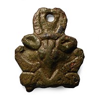 Anglo-Scandinavian Viking Stirrup Apex Mount with  Mask