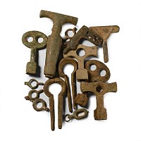 Post Medieval Jews Harp and Key Group