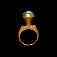 Western Asiatic Gold Ring in Traditional Form