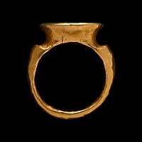 Roman Gold Ring with Maenad Gemstone
