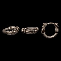 Viking Period Silver Ring with Coiled Bezel
