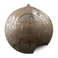 Mother of Pearl with Scenes from the Bible
