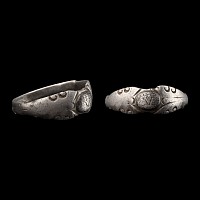 Roman Silver Ring with 'V' Motif