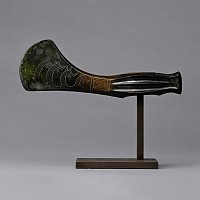 Caucasian Axehead with Engraved Dragon Heads