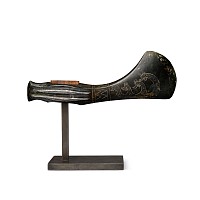 Caucasian Axehead with Engraved Dragon Heads