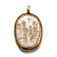 Byzantine Gold and Rock Crystal Pendant with Adoration Scene