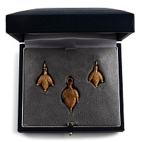 Roman Gold 'Bunched Grape' Jewellery Set