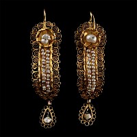 Sicilian Gold Earrings with Pearls