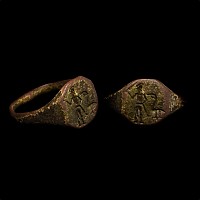 Roman Bronze Ring with Gladiator and Bird