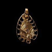 Stuart Period Gold Pendant with Pearl