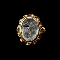 Aquamarine Gemstone with Mughal Princess in Gold Ring