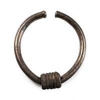 Large Lydian Silver Bar Bracelet