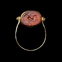 Etruscan Carnelian Scarab of a Charioteer in Gold Ring