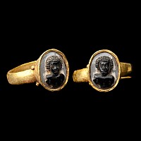 Roman Gold Ring with Onyx Nubian Bust Cameo