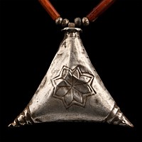 Elamite Carnelian Necklace with Large Silver Triangular Pendant