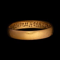 Large Post Medieval 'Providence Divine Hath Made Thee Mine' Gold Posy Ring