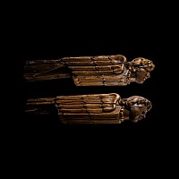 Massive Medieval Gilt Oak Hammer Beam Roof Angel Pair