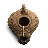 Roman Round Nozzle Terracotta Oil Lamp