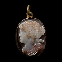 Post Medieval Agate Cameo of a Classical Muse in Gold Mount