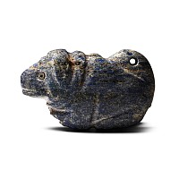 Bactrian Lapis Lazuli Recumbent Bull with Inlaid Eyes