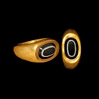 Roman Gold Ring with Sardonyx Gemstone